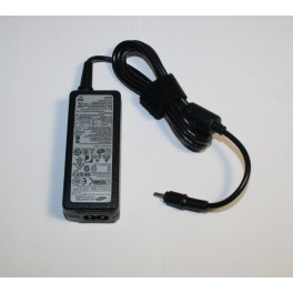 AD-4019 Transformador Samsung 19V 2.1A 3.0 x 1.1 mm 40W