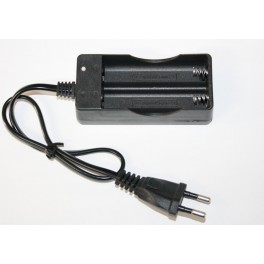 Carregador para 2 Pilhas 18650 3.7V